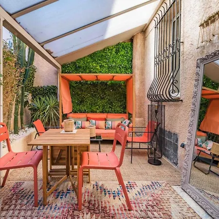 Appartement Beau 2 Pieces De Charme Avec Grande Terrasse *